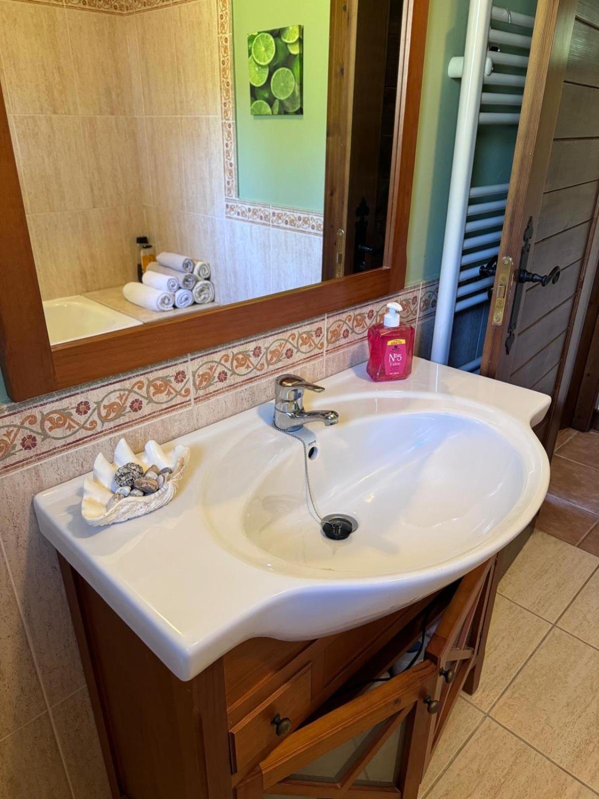 Casa 2 Habitaciones Con Piscina Y Cenador Al Aire Libre بونتيفيذرا المظهر الخارجي الصورة