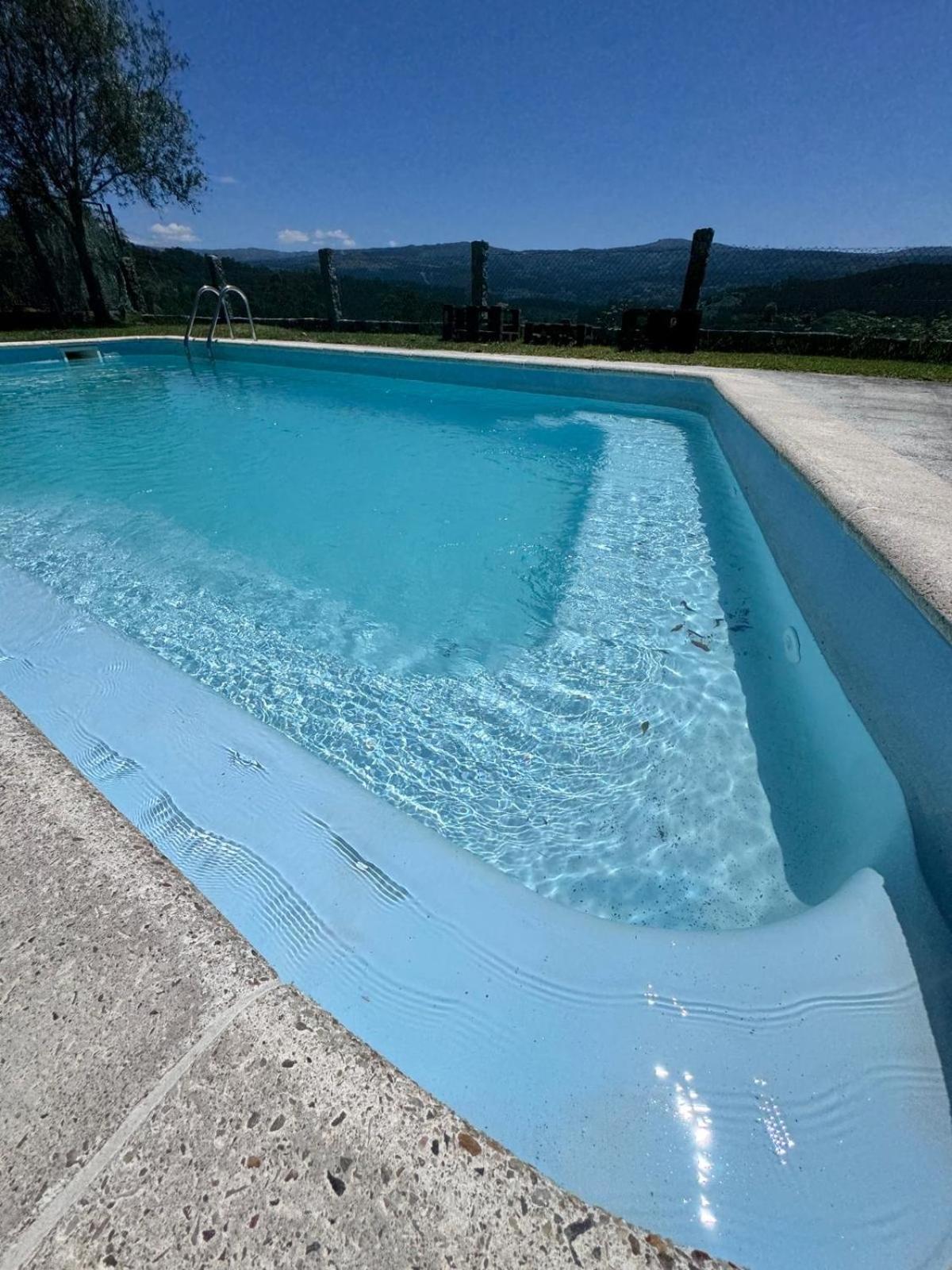 Casa 2 Habitaciones Con Piscina Y Cenador Al Aire Libre بونتيفيذرا المظهر الخارجي الصورة